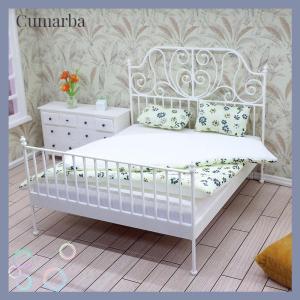 [Cumarba] บ้านตุ๊กตา1 12จำลองเตียงยุโรปพร้อมหมอนที่นอนผ้าห่มตุ๊กตาบ้านเหล็กศิลปะเตียงคู่ห้องนอนเฟอร์นิเจอร์ตกแต่งของเล่น