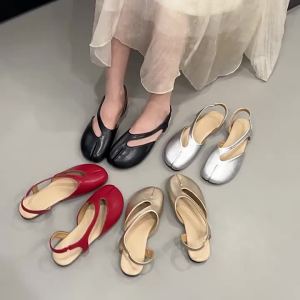 [Free Shipping] 2026 Summer T-Strap Clip-Toe Sandals for Women with Metal Buckle Flat Thick Sole Casual One-Strap Buckle Womens Shoes