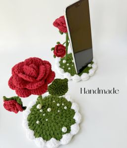 Handmade Creative Valentines GiftCrochet Rose Flower Bouquet Cellphone SupporterLittle Princes Rose Tablet Phone Stand Support