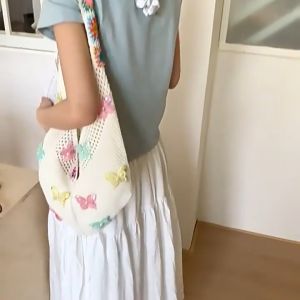 MLADEN Vintage Floral Crochet Shoulder Bag Soft Cotton Woven Tote Bag Colorful Flower Decor Ideal for Beach Shopping Everyday Use