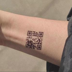 ⭐️⭐️ [Ready Stock] 1 Pcs QR Code Tattoo Sticker 3 Days 可爱纹身贴 Tatu QR