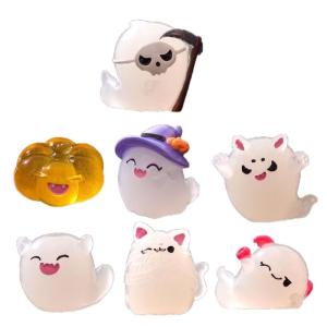 Eerie Halloweens Miniature Ghostly 7Pcs Glows in Dark Resins Figurines Dolls for Home and Garden Landscape Decoration