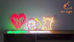 ป้ายไฟนีออน LED สุขสันต์วันคริสต์มาสที่ปรับแต่งได้สำหรับตกแต่งงานเลี้ยงวันเกิดและงานเลี้ยงกลางแจ้ง