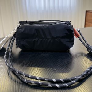 I know 2025 New Style Womens Crossbody Water Bottle Bag - Trendy Outdoor Lightweight Chest Bag and Waist Bag