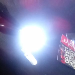 Lampu LED Senja Sen T10 Strobo SMD 5050: Pencahayaan Berkualitas Tinggi untuk Mobil & Motor