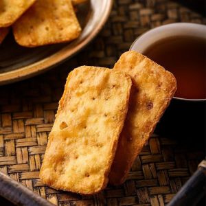 90g台湾日香冬笋饼芋仔饼零食 Bamboo Shoot Cake Taro Cake Snacks