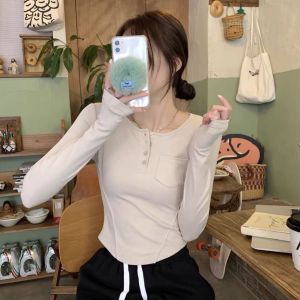 BL20706 Tiny Pocket Longsleeve Curve Top