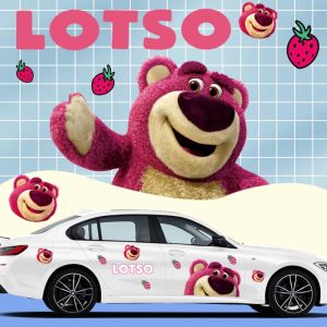 WISH BOUTIQUE Lotso สติกเกอร์รถรูปหมีสตรอเบอร์รี่ อุปกรณ์เสริมแกดเจ็ตสำหรับรถยนต์ หมีสตรอเบอร์รี่ สติกเกอร์ตกแต่งรถยนต์ คาวาอิ กันน้ำกันน้ำได้ สติกเกอร์รถยนต์ lotso จัดแต่งทรงผมรถ