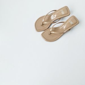 Brand Rasa Lokal - SANDAL HAK JEPIT + BOX ZARA - Hak 3 cm - ZR Heel Jepit - Sendal Dewasa Perempuan