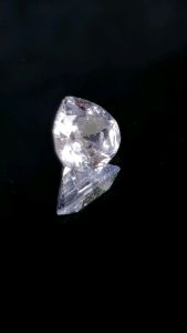 Certified Untreated 2.43 carat Sapphire/SI/Ceylon