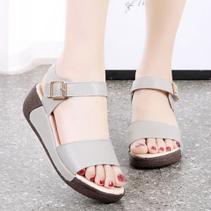 2026Sandals for women in summer with soft soles and fashionable women with thick soles and elevated height
