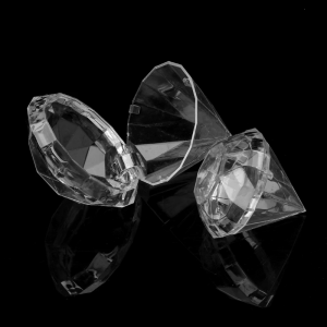 Tiệc cưới nhà kim cương trong suốt hình dạng trong suốt hộp kẹo bằng nhựa ủng hộ trang trí