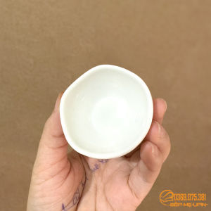 Đĩa đựng nến hoa mai nhỏ 5.5cm