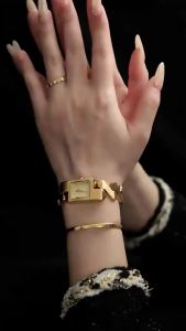 FCMedieval Temperament Square Bracelet Fashion Gold Quartz Watch Couple Bracelet