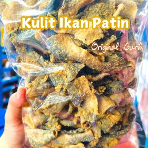 KERUPUK KULIT IKAN PATIN RENYAH RASA PEDAS DAUN JERUK DAN ORIGINAL 800 GRAM