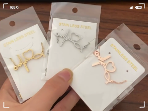 สร้อยคอพร้อมจี้กระดูกไหปลาร้าสแตนเลสพร้อมของขวัญดีไซน์การเต้นของหัวใจโซ่ไหปลาร้าทันสมัย