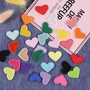 Set 20 Sticker Vải Sticker Ủi Thêu Quần Áo Balo Đủ Trái Tim Mini Xinh Xắn-NIEVE