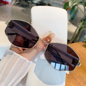 (GENTLE MOSCOT) Fashion Diamond-shaped Sunglasses Metal Hexagon Vintage Small Frame Shade Sunglasses