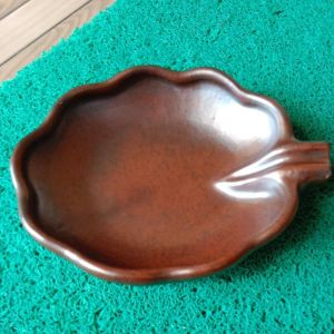 piring klasik tanah liat piring grabah model daun