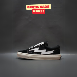 SEPATU REVENGE X STORM PETIR OG HITAM LIST PUTIH SUEDE 39-43