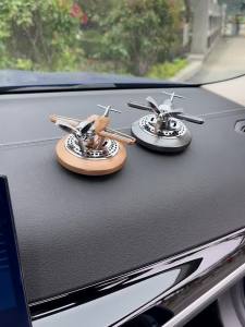 SXH Solar Aircraft Car Decoration Center Console Decoration Fighter Car Screen Furnishings Ornaments Car Aromatpy