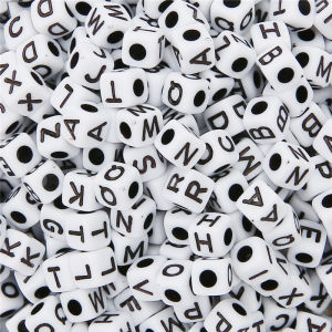 200pcs 5x5mm Mixed Acrylic Square English Alphabet Letter Beads Charms for DIY Necklace Bracelet Jewelry Making