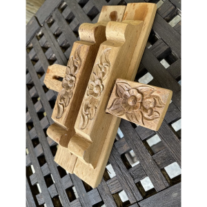 กลอนประตูไม้สักแกะสลัก ลายดอกไม้ ขนาด 9/10/13 นิ้ว กลอนไม้โบราณ สลักประตูบ้านทรงไทย