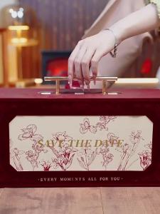 Winter Old Beijing Cloth Shoes for Women Cotton Shoes Ethnic Style Short Boots Fleece-Lined Warm Mom Shoes Chinese Style Embroidered Womens Cotton Boots