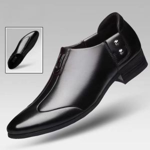 Size 38-44 Mens Soft Leather Soft Sole Slip-on Formal Business Casual Shoes Fashionable Leather Shoes