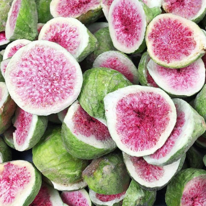 Freezedried figs, dried figs, dehydrated and readytoeat integrated