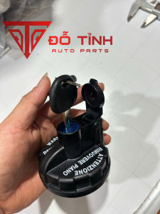Nắp bình dầu xe tải xoáy ren. Nắp dầu HYUNDAI HD72 HD65 POTTER2   Có nắp đậy khóa.