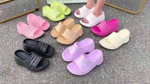 [Free Shipping] Tawana New WomenS Shoes Glittery EVA Wedge Heel Thick-Soled Non-Slip Outdoor Wear Height-Increasing Slippers