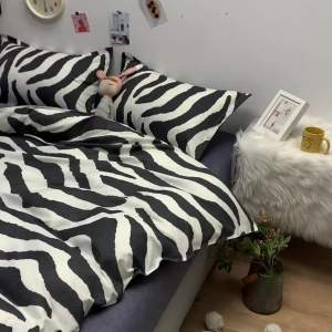 Washed Cotton Four-Piece Set Duvet Cover Bed Sheet Bedding Student Dormitory 3 Summer Quilt Three-Piece Set for Women Single Bed LZD