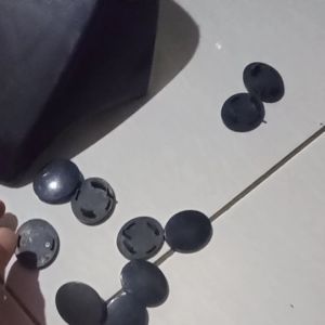 TUTUP LUBANG BAUT BAUD SPOILER SUZUKI GRAND VITARA TAHUN 2005-2018