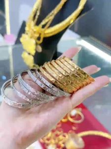 {loại1} Ximen 7 chiếc chạm V quạt vòng khoá lưỡi gà Kami trang sức sỉ XMQV99