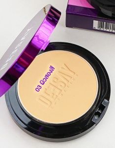 แป้งดีเซ่ย์ Deesay bright skin color control foundation powder spf 30 pa+++