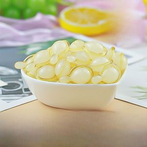 2025Left-Handed VC Essence Liquid Brightening Hydrating Vitamin C Skin Rejuvenation Pore Minimization Wrinkle Reduction for All Skin TypesEUIDG GDC