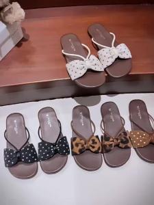 [Free Shipping] Fashionable Black And White Polka Dot Flat Sandals For Women Summer Outdoor Wear Soft Sole Casual Holiday Style Stylish Design