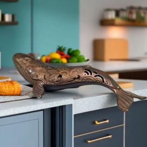 SPRING1 Handmade Whale Aromatherapy Furnace Alloy Craft Hollow Design Antique Incense Stove Easy to Use Cute Little Whale Ornament Office