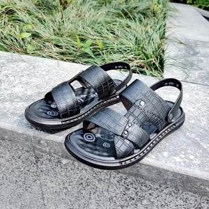 รองเท้าแตะผู้ชายหนังแท้ลายจระเข้รองเท้าชายหาดลำลองกันลื่นผู้ชายรองเท้าแตะหนังวัวเปิดนิ้วเท้า