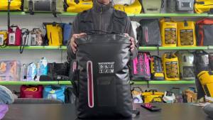 25L/35L Large Capacity Waterproof Backpack with IPX7 Airtight Zipper Durable Scratch-Resistant PVC Dry Wet Separation For Dive