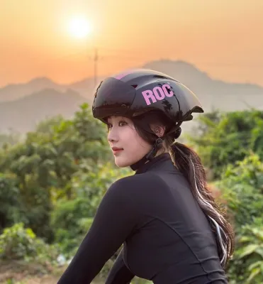 ROC HELMETS R15 R16 Mũ Bảo Hiểm Xe Đạp Hàng Chính Hãng ROC Bảo Hành 12 Tháng Full Phụ Kiện
