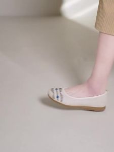 Cotton-Linen Ethnic Style Embroidered Shoes Spring Season Cowhide Sole Single Shoes A15 New Style Craft Cloth Shoes For Women