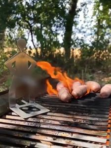 Creative Sausage Grill Holder Novelty BBQ Camping Supplies Outdoor Camping Reusable Sausage Holder Hot Dog Grill Tableware