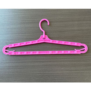 ไม้แขวนเสื้อผ้า ปรับความยาวได้ ไม้แขนนเสื้อ ไม้แขวนผ้าเช็ดตัว ไม้แขวนผ้าปรับความยาวได้