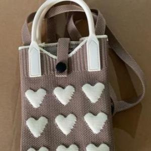Korean Fashion Heart Knitted Mini Square Handbag for Women Small Mobile Phone Shoulder Bags Girls Cute Outdoor Crossbody Bags