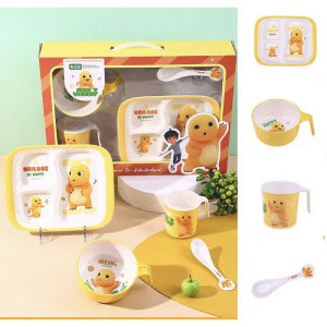 Piring Set Karakter Dinosaurus 4in1 Melamine / Alat Makan Anak Set Karakter Kuromi Doreaemon Set