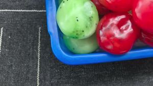3 Colors Fruit Seed Slush Squishy Toy Watermelon Kiwi Passion Fruit Moldable Fidget Squeeze Ball Crunchy Sound Sensory Stress Relief Toy Cooling Decompression Gift for Kids
