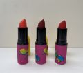 Son M.A.C Limited Edition Luck be a Lady của Mỹ phiên bản giới hạn. 