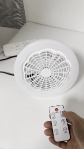 Đèn quạt trần E27 Quạt làm mát đầu đèn với điều khiển từ xa có thể điều chỉnh tốc độ gió cho nghiên cứu phòng ngủ phòng tắm